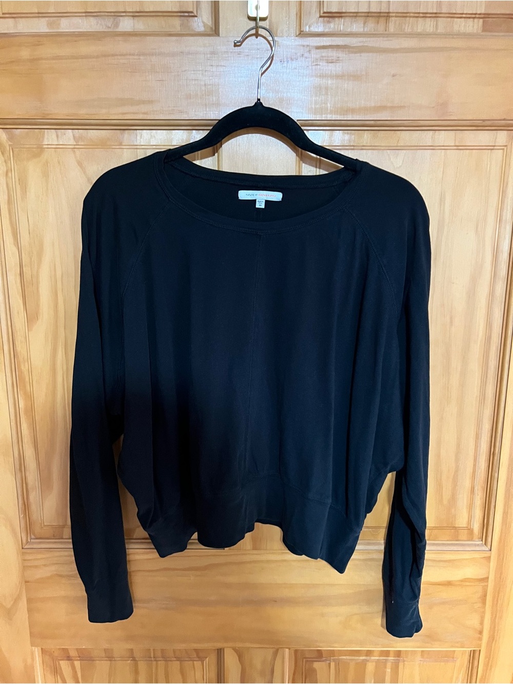 Black Relaxed Cropped Raglan Tee - natural by KNOWN SUPPLY